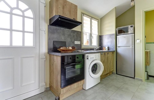 Acy Casa | La Petite Maison Du Montjard