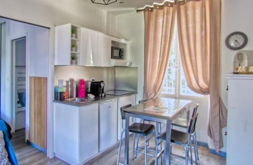 Quartier des Eaux-Claires Apartamento | La petite Maison