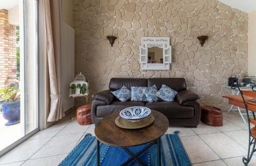 Gannat Casa | La Petite Maison Gannat