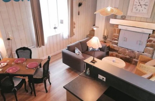Le Ru Casa | La Petite Maison Rose