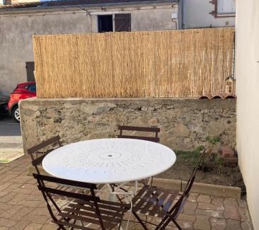 Indre Casa | LA PETITE MAISON TAHET, 2 pers avec terrasse