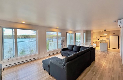 Eastman Chalet De Esquí | La Petite Marine, un Refuge Paisible Avec vue sur le lac Dargent a Eastman Qc