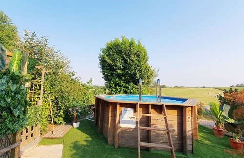Boffles Cabaña | La Petite Pâquerette Cozy 1 bedroom Cottage in the countryside. With woodburner!
