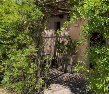 Vernole Cama Y Desayuno | La Petrusa