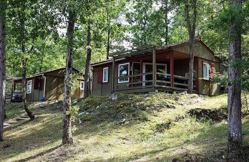 Daglan Chalet De Esquí | Camping la Peyrugue *** - Chalet confort de 3 habitaciones para 6 personas