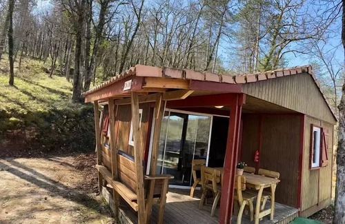 Daglan Chalet De Esquí | La Peyrugue Campsite *** - Chalet RÊVE +: air conditioning - dishwasher - 2 bedrooms - 2 Chilean deckchairs - Covered terrace for 5 people