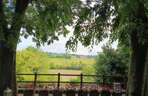 Monzambano Cama Y Desayuno | La Piana