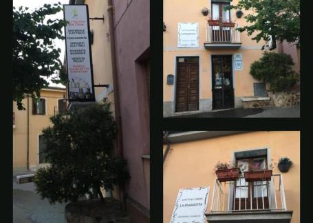 Austis Casa | La Piazzetta