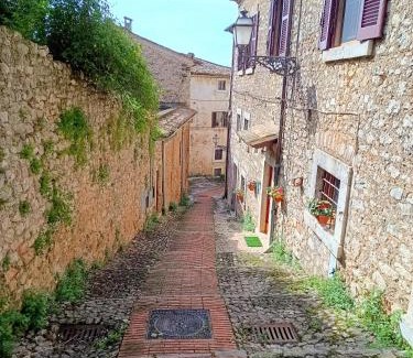 Veroli Casa | La Piazzetta Panoramic Apartment