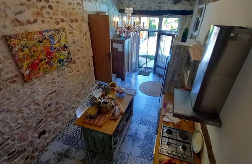 Rudeau-Ladosse Cabaña | La Pipistrelle - charming, beautifully appointed cottage with private pool