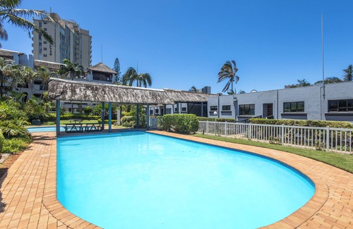 Ballito Apartamento | La Pirogue, Spacious 3 Bed | Willards Beach | Pool
