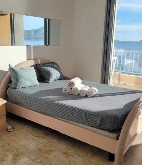 Le Ricanto Apartamento | La plage à vos pieds, magnifique vue sur Ajaccio, pour 2 personnes