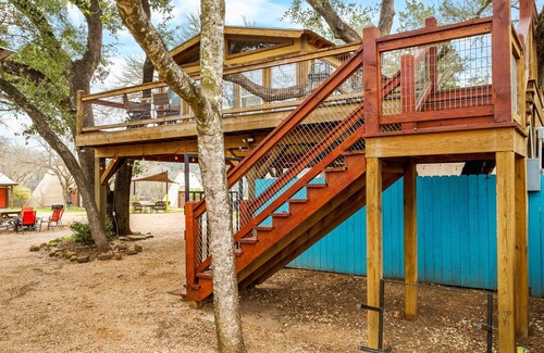 New Braunfels Chalet De Esquí | La Pluma Retreat, Romantic Bungalow Near the Guadalupe River