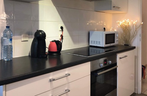 Veigy-Foncenex Apartamento | Amplio apartamento de 2 dormitorios en las afueras de Ginebra.