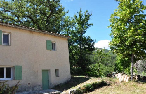 Castellet Cabaña | La Pommerie, hermosa casa de campo en el corazón del Luberon, en el pueblo de Castellet