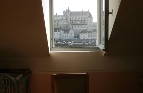 Amboise Apartamento | LA PORTE BLEUE on the Île d'Or opposite the Château d'Amboise