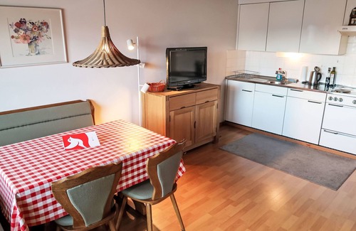 Laax Apartamento | La Prada Wohnung 119 by Interhome