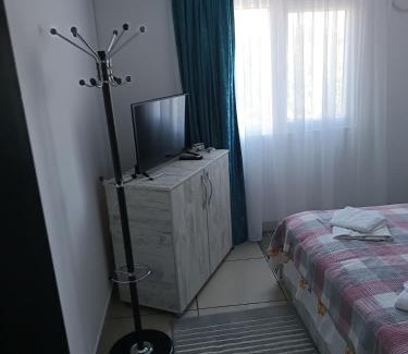 Murighiol Casa | La Prietenicu