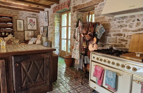 Bozouls Casa | La Providence, 13th century mill, heated pool, comfortable, view