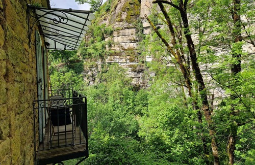 Bozouls Casa | La Providence, 13th century mill, heated pool, comfortable, view