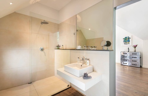 Franschhoek Casa | La Providence Guest House & Wine Farm