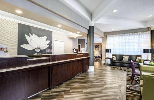 Myrtle Beach Hotel | La Quinta by Wyndham Myrtle Beach Broadway Area