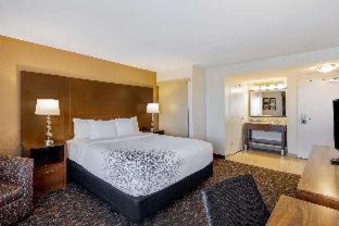 Hayward Hotel | La Quinta by Wyndham Oakland - Hayward