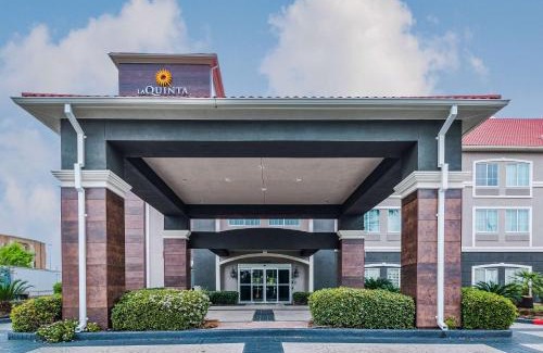 Tomball Hotel | La Quinta by Wyndham Tomball