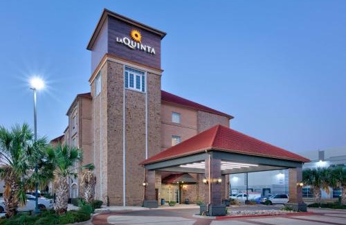South Arlington Hotel | La Quinta by Wyndham Dallas Grand Prairie South