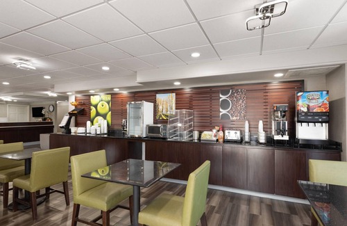 Nashville Hotel | La Quinta Inn by Wyndham Nashville South