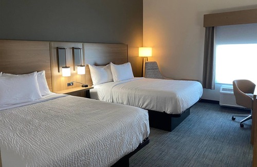 Maryvale Hotel | La Quinta Inn & Suites by Wyndham Phoenix West / Glendale