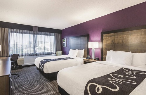 Northeast Virginia Beach Hotel | La Quinta Inn & Suites by Wyndham Virginia Beach