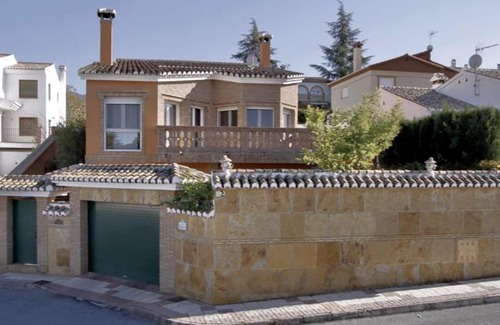 Barrio de la Vega Casa | La Rayuela