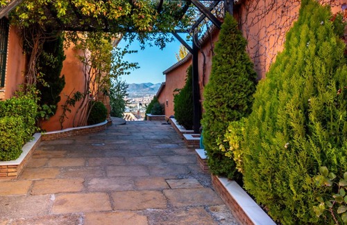 Barrio de la Vega Casa | La Rayuela