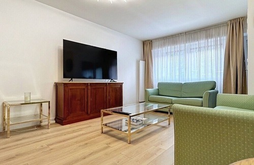 Le Chesnay Apartamento | La Reine Apartment