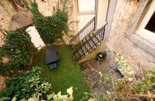 Nevers Apartamento | "La Revenderie", appartement calme sur cour privative, hyper centre de Nevers by PRMO C0NCIERGERIE