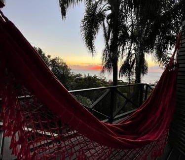 Praia do Rosa Casa | La Roca House