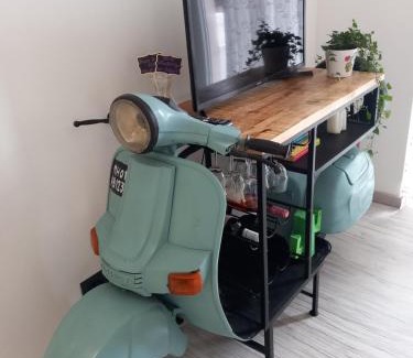 Montano Lucino Apartamento | La Rosa BLUtique Guesthouse - Boutique apartment near Como