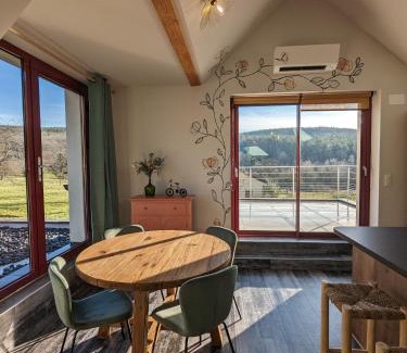 Lautenbach Apartamento | La Rose des Vents - Appartement avec Terrasse, Piscine et Parking