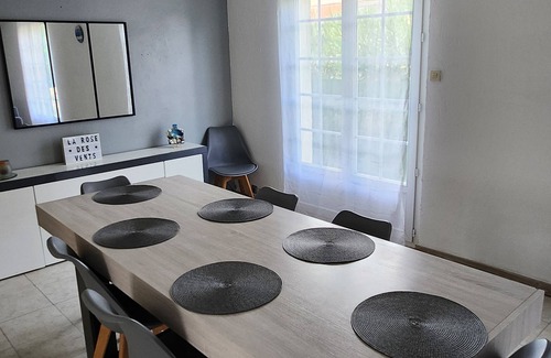 Saix Casa | La rose des vents single-family home