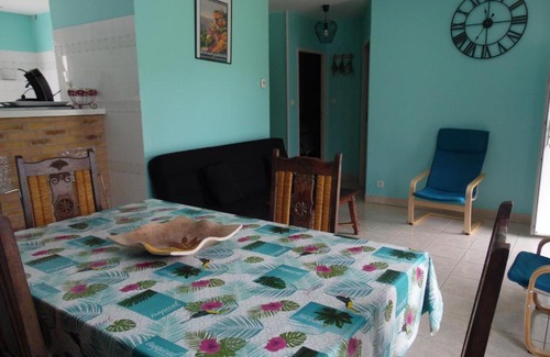 Creysse Apartamento | la roseraie