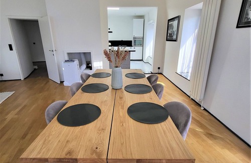 Quartier Royal - Koninklijke Wijk Apartamento | La Rotonde-2 bedroom apartment in enchanting Bruxelles with WiFi