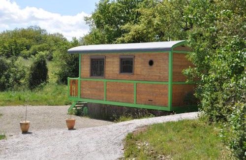 Saint-Jean d'Alcas Casa | La roulotte d'Alcas
