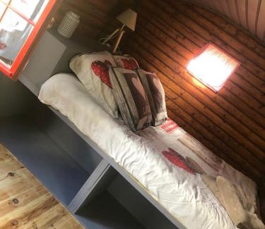 Bussieres (Yonne) Cabina | La roulotte de Bussy