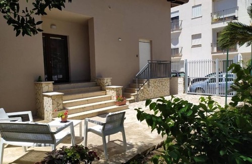 Alcamo Apartamento | La Rugiada - with private garden Studio apartment