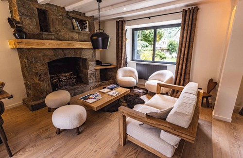 Saint-Lary-Soulan Casa | La Sainthilarienne, le Coeur de Village
