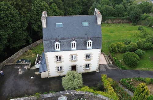 St.-Martin-des-Champs Casa | La Salette, is 15mins to Carantec 21 beaches in around 11km. Restaurants/Markets