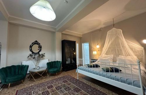 Plopul Casa | La Salcia Linistita - Murighiol
