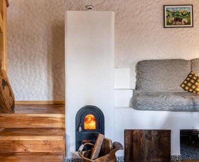 Bertea Casa | La sat - Mândră Ioană