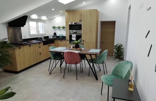 Salin-de-Giraud Apartamento | Casa de la saunier, descubrimiento de la naturaleza, relajación, playa y piscina.